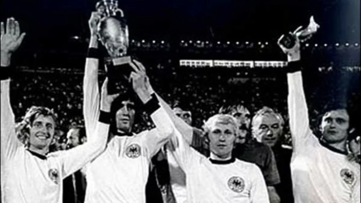 Nhìn lại lịch sử vô địch Euro qua các năm 13 1976 : Tiệp Khắc 2 - 2 Tây Đức