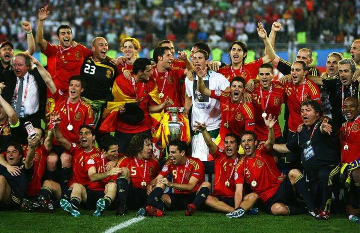 Nhìn lại lịch sử vô địch Euro qua các năm 16 2008 : Đức 0 - 1 Tây Ban Nha