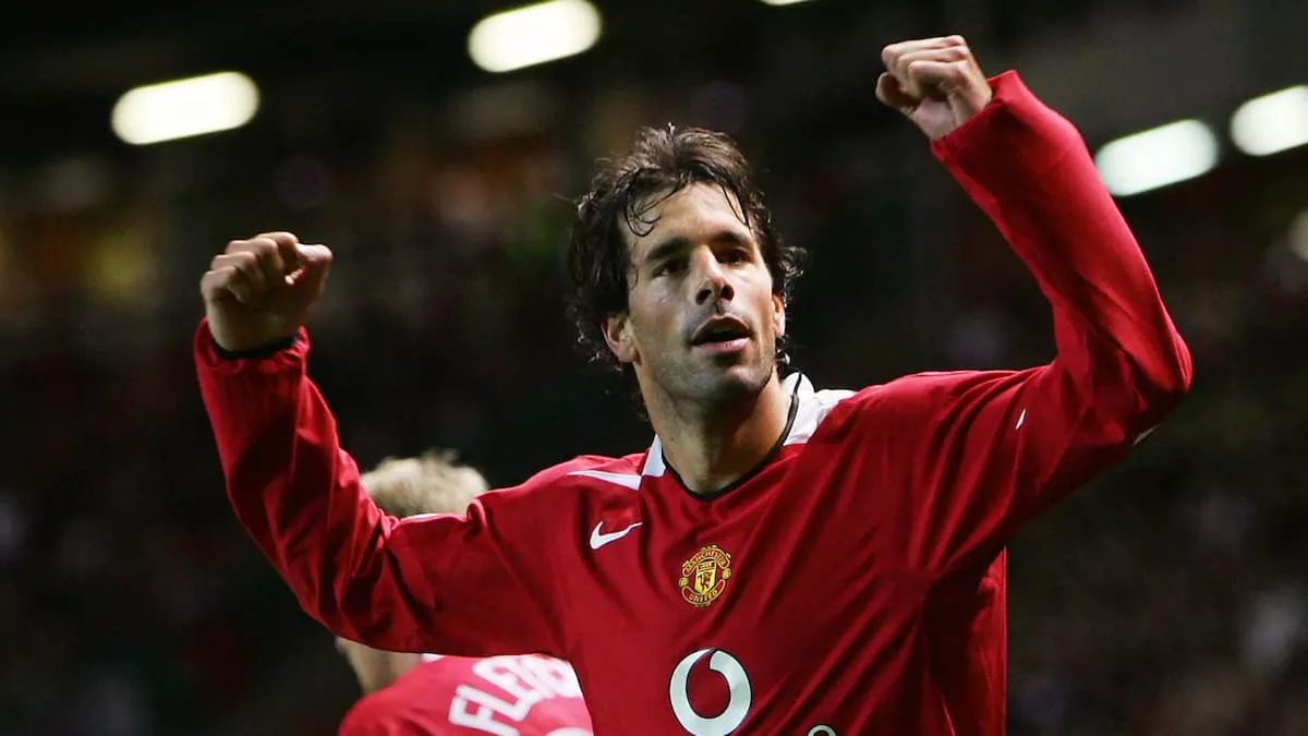 Danh sách 10 cầu thủ ghi bàn nhiều nhất trong lịch sử Euro 16 Ruud van Nistelrooy