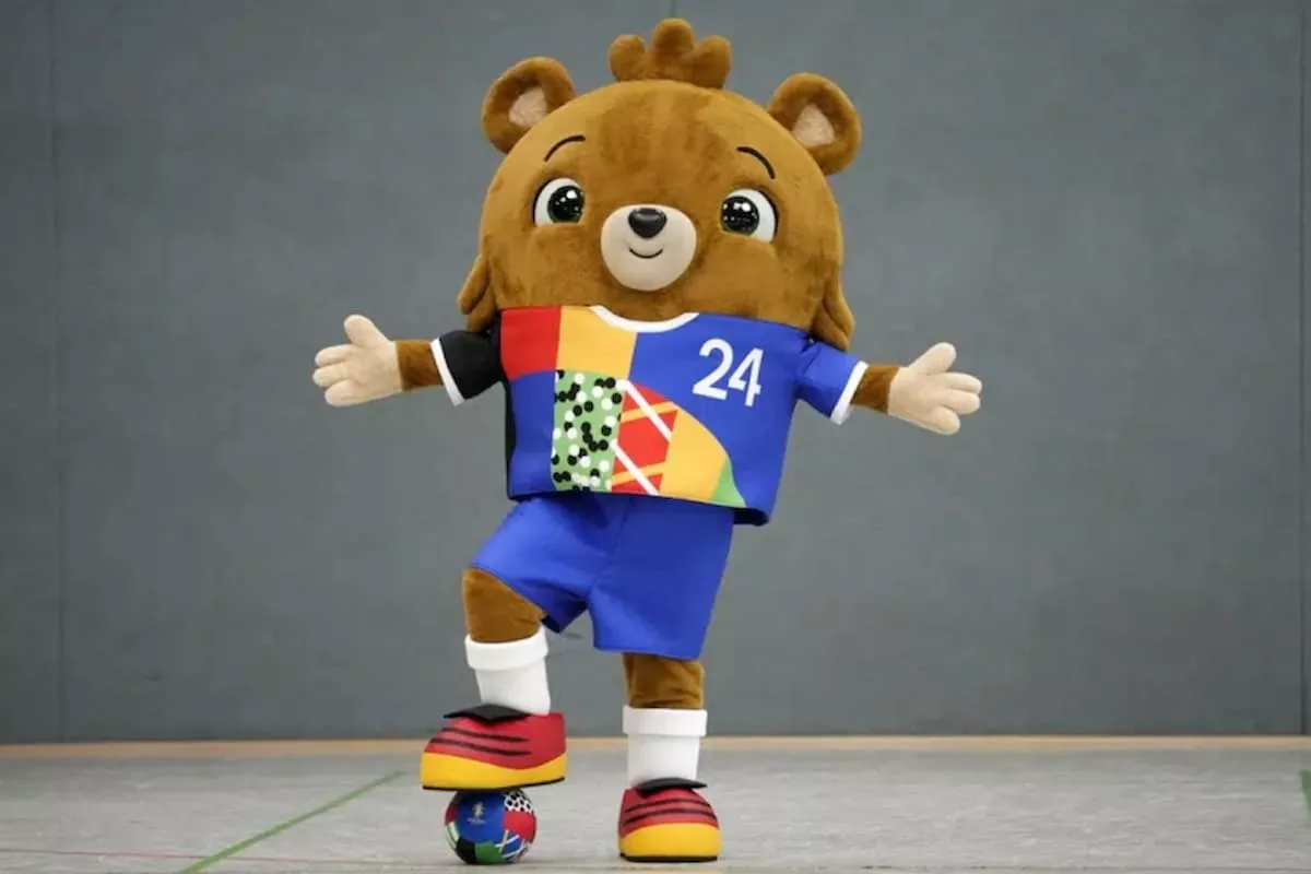 Linh vật Euro 2024 là gì? Tên gọi và ý nghĩa của linh vật Euro 2024 58 Linh vật Euro 2024 là gấu bông