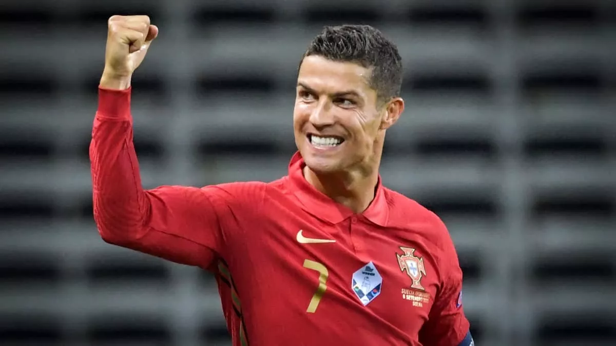 Cristiano Ronaldo và hành trình chinh phục kỷ lục EURO 4 Góp mặt nhiều nhất vòng chung kết Euro
